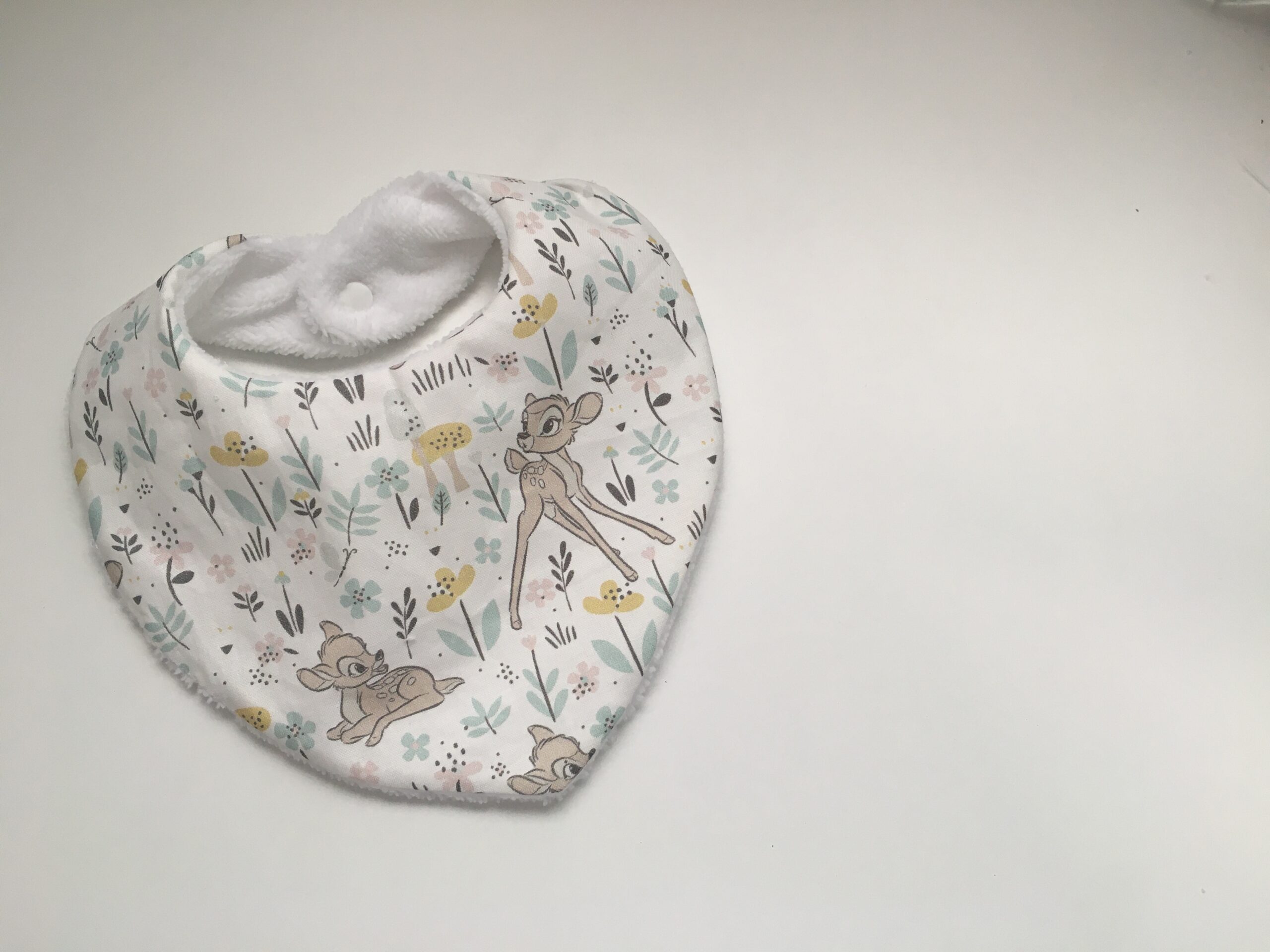 Lee más sobre el artículo Cómo hacer un Babero Bandana